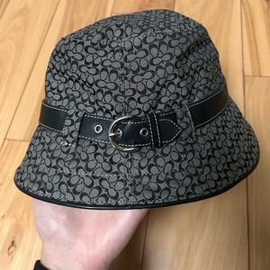Coach Bucket Hat Y2K Signature C Black Gray Leather Strap Silver Buckle One Size